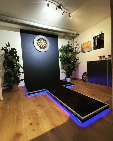 Dart Set Up, Darts Room Ideas, Darts Board Ideas, Dart Room Ideas, Darts Setup, Dart Board Wall Ideas, Dart Board Ideas, Dartboard Stand Diy, Darts Room