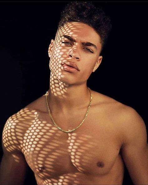 Hottest Guys On Ig😍 on Instagram: “😍😍 or 🤢🤢 - Follow @exclusivehotguys for more content ❤️ - - - #explorepage #explore #likeforlike #dt #followme #follow #BOMBFR #finemen…” Brian Whittaker, Mixed Guys, Lightskinned Boys, Light Skin Men, Boys With Curly Hair, Cute Black Guys, Black Boys, Light Skin