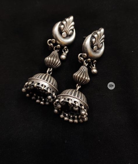 925 silver Jhumkas ✨ 🔗 Shop on www.macsjewelry.com For enquiries, email hello@macsjewelry.com or message +91 8655486206 #macsjewelry #jhumkas #925silver #oxidisedjewellery #silverjewelry [pure silver earrings, silver jhumka earrings, silver jewellery online for women, 925 silver jewelry, silver jhumka earrings] Silver Jhumka Earrings, Junk Jewellery, Silver Jhumkas, Silver Jewellery Online, Junk Jewelry, Jewellery Store, Oxidised Jewellery, Jhumka Earrings, 925 Silver Jewelry