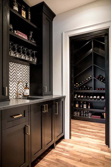 Basement Bar With Wine Cellar, Family Room Bar Ideas, Basement Bar Cabinets, Basement Wine Cellar, Veranda Estate Homes, Bar Renovation, Home Wine Bar, Wine Cellar Basement, Wine Furniture