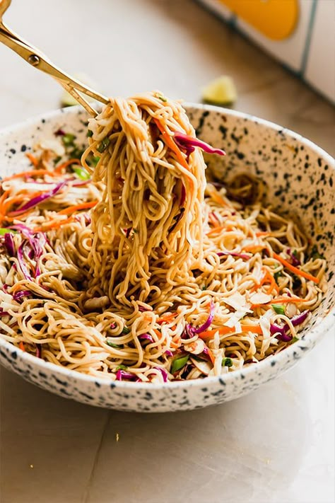 Ramen Noodle Pasta Salad {Gluten Free & Soy Free} Unbound Wellness Recipes, Soy Free Ramen, Cold Ramen Noodle Salad, Noodle Pasta Salad, Cold Ramen, Gluten Free Ramen, Balsamic Pasta, Salad Gluten Free, Gluten Free Pasta Salad