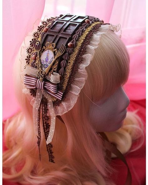 344 Me gusta, 7 comentarios - www.devilInspired.com (@devilinspiredofficial) en Instagram: "#rp Chocolate hairband!!😂😂😛😛 Yummy!!🍫🍫🍫 #lolita #lolitafashion #hairband #cute #chocolate" Chocolate Accessories, Cameo Frame, Chocolate Clothes, Chocolate Jewelry, Accessories Dark, Chocolate Fashion, Lolita Outfits, Whip Cream, Food Accessories