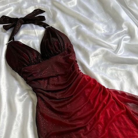 Red Prom Dress Vintage, 00s Prom Dress, Mha Roleplay, Formal Elegant Dresses, 2000 Dress, 2000s Prom Dress, 00s Dress, 2000s Prom, 00s Party