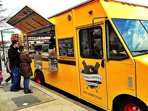 Food Trucks 101: How to Start a Mobile Food Business Foodtrucks Ideas, Starting A Food Truck, Food Vans, Food Truck Menu, Food Van, Food Truck For Sale, Best Food Trucks, Mobile Food Trucks, Truck Cakes