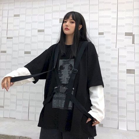 92af93f73faf3cefc129b6bc55a748a9desc52821565ri Fashion Outfits Cute, Oversized Shirt Outfit, Loose Tie, Round Neck Top, Tshirt Outfits, Round Neck Tops, Loose Tops, Top Women, Oversized Shirt