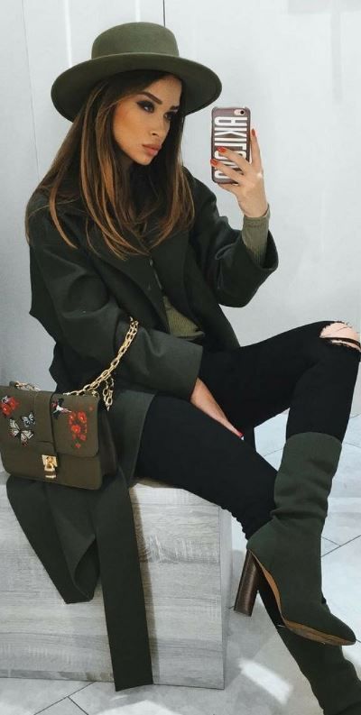 Monochromatic Fashion, Monochromatic Outfit, 2020 Fashion Trends, Green Hat, Outfits With Hats, Fall Fashion Trends, Looks Style, Mode Inspiration, Green Fashion