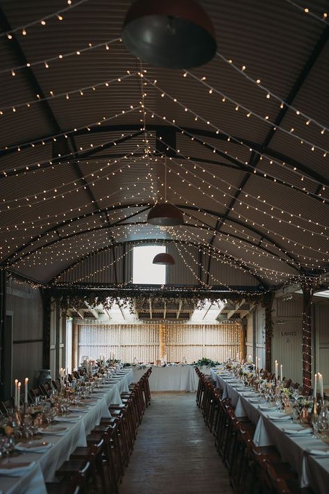 Rustic Shed Wedding, Shed Wedding Ideas, Tin Wedding Decor, Wedding In Shed, Shed Wedding Decorations, Shed Wedding Reception Decoration, Farm Shed Wedding, Machine Shed Wedding Reception, Shed Wedding Reception