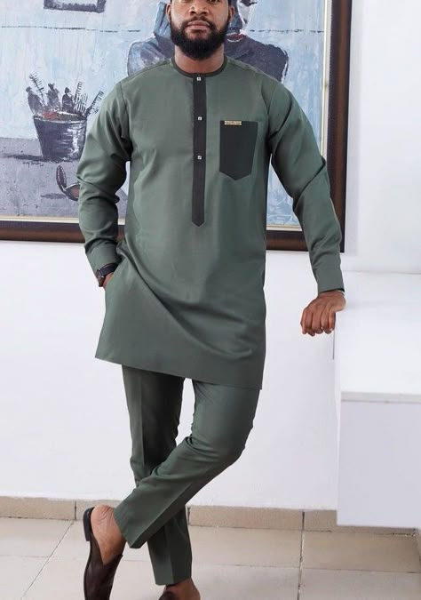 African Clothing For Men Shirts, Wedding Suit Groom, Men Streetwear Fashion, Mens Business Casual, African Men Clothing, Suit Groom, Army Clothes, African Suit, African Dashiki