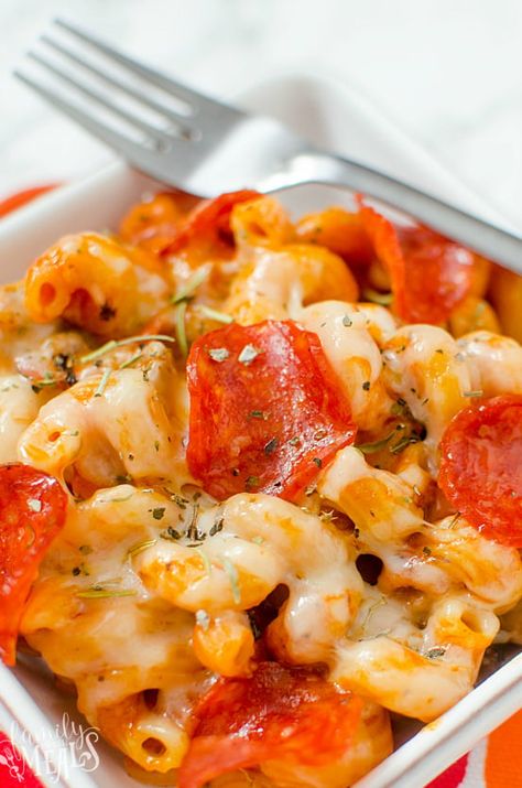 Instant Pot Pizza Pasta Recipe #instantpot #pizza #instantpotpizza #pressurecooker #pasta #pizzapasta #familyfreshmeals Instant Pot Pizza, Pizza Pasta Recipe, Easy Cheap Dinner Recipes, Best Easy Dinner Recipes, Instant Pot Pasta Recipe, Family Fresh Meals, Pasta Pizza, Best Instant Pot Recipe, Healthy Instant Pot Recipes