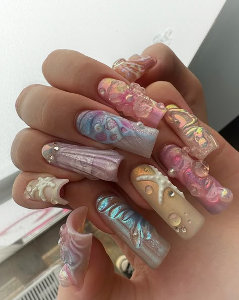 NAILMAMKA | 🐚 | Instagram Lexi Nails, Junk Nails, Punk Nails, Nails Now, Pretty Gel Nails, Really Cute Nails, Crazy Nails, August 9, Minimalist Nails