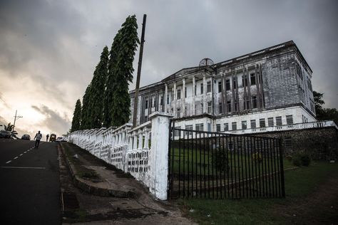 Liberia History, Interesting Stories, Liberia, Historical Pictures, Life Pictures, Northern Virginia, Abandoned Buildings, African American History, Ancient Civilizations