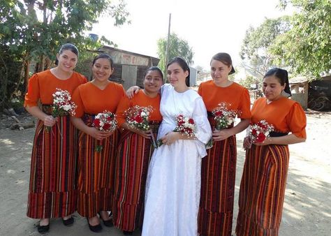 A Guatemalan Wedding - Properties of Light Guatemalan Wedding Traditions, Guatemalan Wedding, Puerto Barrios, San Bartolome, Spiritual Pictures, Wedding Traditions, Married Woman, This Is Love, Central America