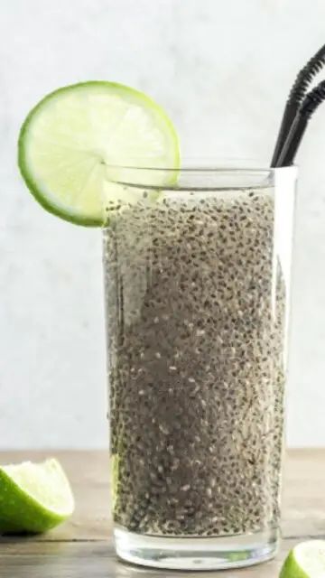 Weight Watcher Chia Seed Recipes, Chai Seeds In Water, How Long To Soak Chia Seeds, Chia Seed Cleanse Drink, Chia Drink Recipes Diet, How To Eat Chia Seeds How To Use, How To Soak Chia Seeds, Chia Seed Diet Recipes, Drinking Chia Seeds In Water