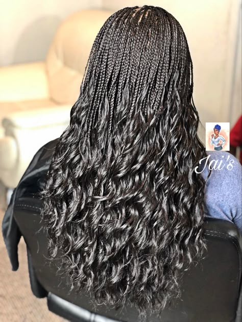 Micro Braids With Curls At The End, Curled Micro Braids, Shoulder Length Micro Braids, Micro Braids Curly Ends, Pick And Drop Braids Hairstyles Curls, Microbraid Hairstyles Micro Braids, Micro Pick And Drop Braids, Micro Braids With Curls, Straight Micro Braids