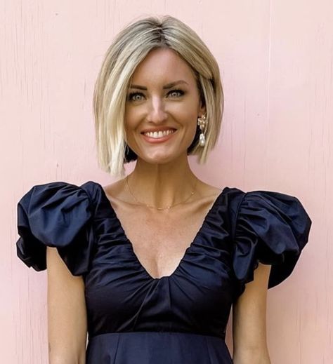 Blonde Sleek Bob, Loverly Grey Hair, Loverly Grey Haircut, Short Bob Hairstyles 2023 Trends, Bluntcut Bob Blond, Blonde Bob 2023, Short Blonde Bob Hairstyles, Blond Bobs, Stylish Bob Haircut