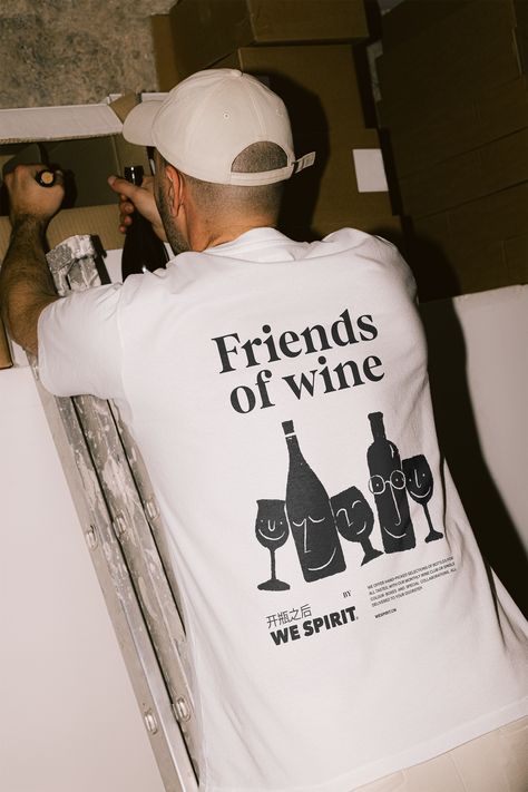 Branding for wine club in China. Wine T Shirts, Bar Merchandise Ideas, Tshirt Inspo Design, Wine Club Aesthetic, Winery Merchandise, Brand Moodboard Inspiration, Wine Bar Branding, Bar Merch, Wine Graphic Design