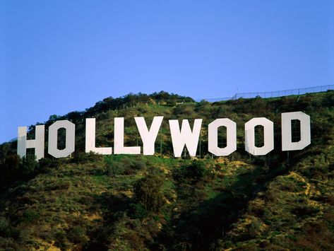 It didn't look like this on the day I visited, though. So much for "it never rains in Southern California"... California Wallpaper, Hollywood Photo, Hollywood Sign, California Love, California Dreamin', California Dreaming, Hollywood California, California Usa, Los Angeles California