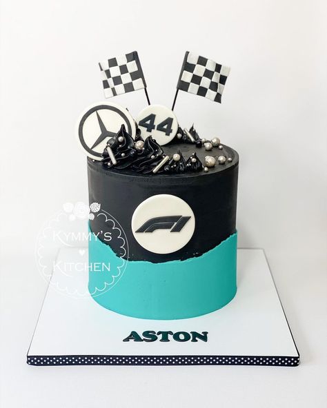 F1 Cakes Formula 1, F1 Birthday Party Ideas Mercedes, Formula 1 Cake Ideas, F1 Theme Cake, Formula 1 Cakes For Men, Formula 1 Birthday Cake, F1 Cake Ideas, Pastel F1, Formula One Cake