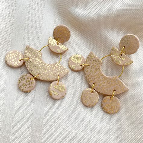 Nude Earrings, Aesthetic Earrings, Print Aesthetic, Golden Jewelry, Hair Rings, Gold Necklace Designs, Girl Stuff, Polymer Clay Crafts, Polymer Clay Jewelry