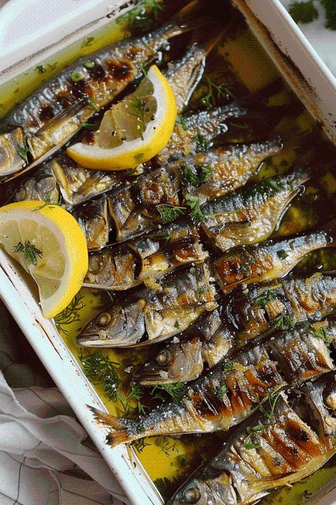 A delicious and healthy Greek-inspired recipe for baked sardines with fresh herbs and zesty lemon. Fresh Sardine Recipes, Fresh Sardines Recipes, Canned Sardines Recipes Ideas, Recipe With Sardines, Baked Sardines, Sardines Recipes, Fresh Sardines, Lemon Delight, Sardine Recipes