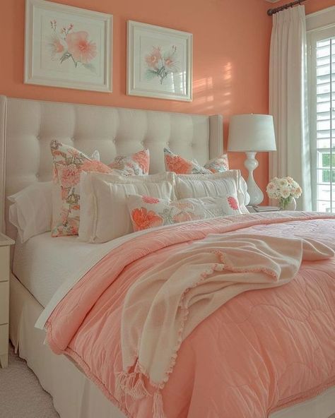 Peach Room Aesthetic, Peach Bedroom Ideas, Sage Green And Peach, Feminine Bedroom Ideas, Peach Room, Quiet Bedroom, Cozy Home Ideas, Design A Bedroom, Peach Rooms