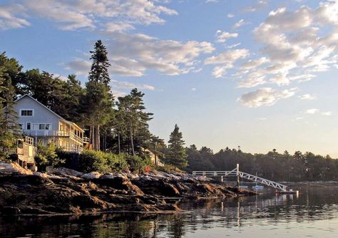 Liniken Bay near Boothbay Harbor, Maine Boothbay Maine, Boothbay Harbor Maine, Boothbay Harbor, Emily Henry, Maine Vacation, New England States, Maine Coast, Lovely Places, Family Vacation Destinations