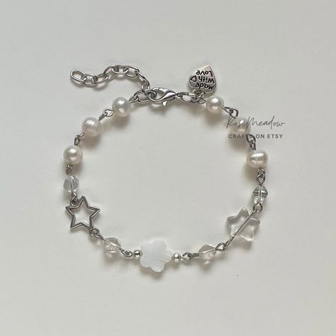 Chain Bracelet With Beads, Diy Silver Bracelets, How To Make Chain Bracelets, White Metal Pearl Bracelet With Round Beads, Silver Pearl Charm Crystal Bracelet, Silver Crystal Bracelet With Pearl Charm, Handmade Pearl Crystal Bracelet In Silver, White Pearl Charm Bracelets For Jewelry Making, Handmade Silver Pearl Crystal Bracelet