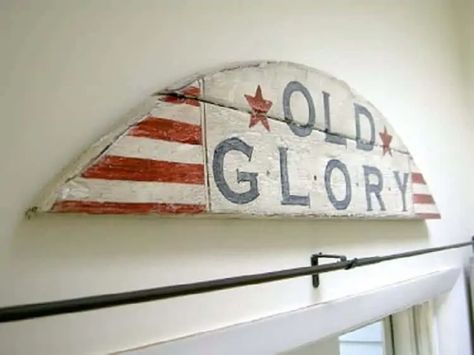 Americana Signs, Primitive Hooked Rugs, Yankee Doodle Dandy, Americana Crafts, Summer 4th Of July, Yankee Doodle, Primitive Americana, 4th Of July Crafts, Barn Wood Projects