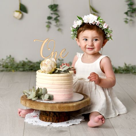 Boho Inspired Cake smash Jamie Kay vintage naked cake Naked Smash Cake, Smash Cake Birthday, Cake Smash Inspiration, Smash Cake Girl, One Year Birthday, Jamie Kay, Party Photoshoot, 1st Birthday Cakes, Birthday Cake Smash