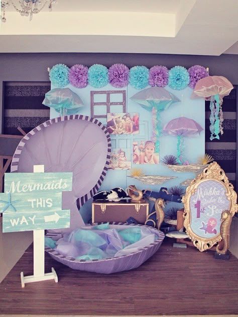 Mermaids vs. Pirates Themed Birthday Party with So Many Really Cute Ideas via Kara's Party Ideas KarasPartyIdeas.com #mermaidparty #piratepa... 4de Verjaardag, Pirate Themed Birthday Party, Pirate Themed Birthday, Ariel Birthday, Mermaid Party Decorations, Mermaid Theme Party, Sea Birthday Party, Mermaid Parties, Little Mermaid Birthday