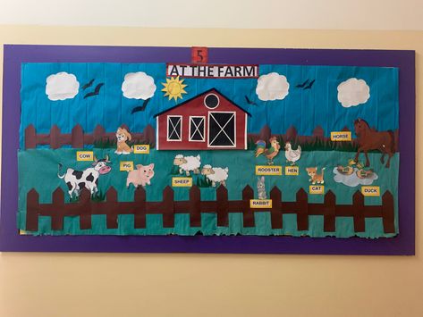 Domestic Animals Project For Kids, Farm Animal Bulletin Board Ideas, Farm Decorations For Classroom, Farm Bulletin Board Ideas, Farm Classroom Decorations, Ocean Crafts Preschool, Class Board Decoration, Farm Classroom, Farm Classroom Theme