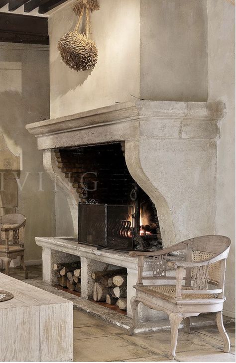 Fréjus French Chateau Fireplace, Fireplace Mediterranean, Tiny House Fireplace, Pub Interior Design, Stucco Fireplace, French Provincial Home, Country Fireplace, French Fireplace, Rustic Luxe