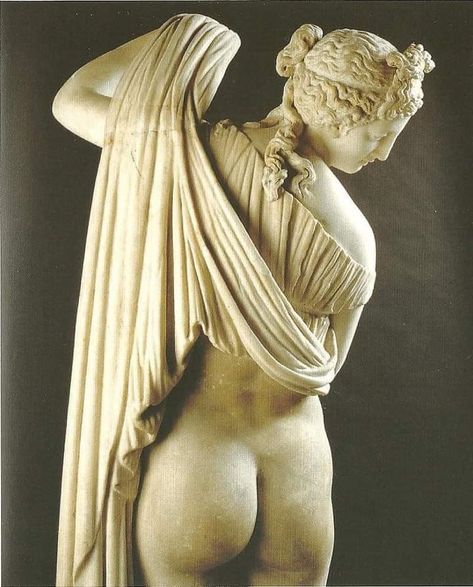 Statue Of Aphrodite, Aphrodite Art, Aphrodite Aesthetic, Ancient Greek Sculpture, Anatomy Sculpture, Roman Statue, Classic Sculpture, Greek Statues, Ancient Statues