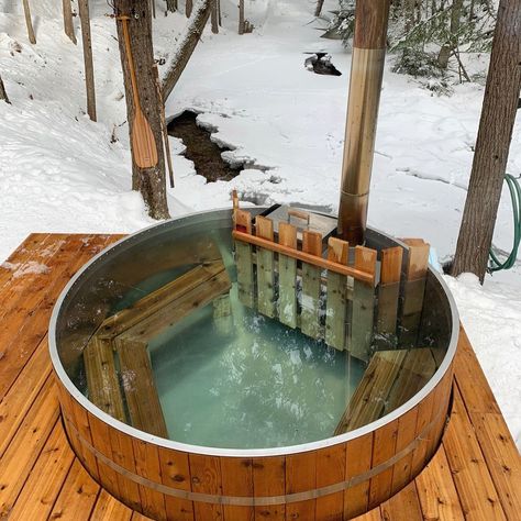 Outdoor Clawfoot Tub, Benefits Of Cold Water, Wood Burning Hot Tub, Outdoor Cooking Fireplace, Cold Water Benefits, Wood Fired Hot Tub, Cold Water Therapy, Cedar Hot Tub, Water Therapy