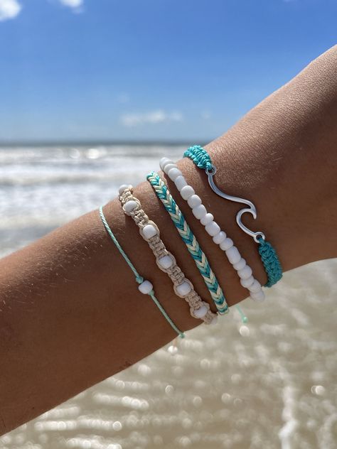 Set of Waterproof Ocean Wave Bracelets Gift Beach Anklets Non Tarnish Surfer 5 Piece Bracelet Set - Etsy Ocean Aesthetic Bracelets, Aesthetic Beach Bracelets, Surf Jewelry Bracelet, Coastal Granddaughter Bracelets, Beaded Bracelets Beach, Beachy Jewelry Aesthetic, Beach Bracelets Aesthetic, Beach Bracelet Ideas, Beach Friendship Bracelets