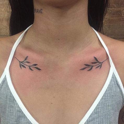 Olive Leaf Tattoo Collar Bone, Leaves On Chest Tattoo, Collarbone Leaf Tattoo, Vine Collar Bone Tattoo, Leaf Collar Bone Tattoo, Symmetrical Collar Bone Tattoo, Collarbone Tattoos, Earthy Tattoos, Beginner Tattoos