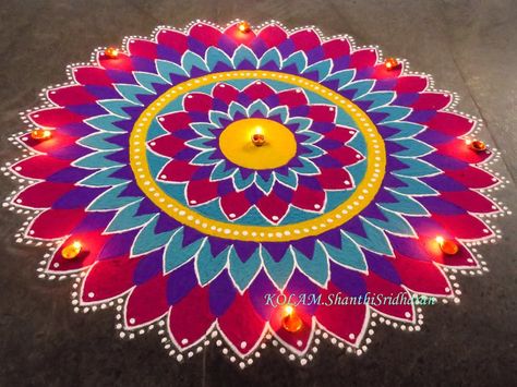 KOLAM.Shanthi Sridharan. Rangoli Designs For Diwali, Diwali Rangoli Designs, Easy Rangoli Designs Videos, Very Easy Rangoli Designs, Rangoli Designs Photos, Rangoli Designs Simple Diwali, Rangoli Simple, Latest Rangoli, Easy Rangoli Designs Diwali