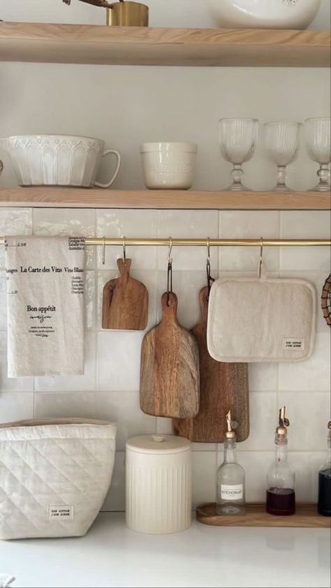 Neutral Cottage Kitchen, Kitchen Aestethic, Apartment Must Haves List, Scandinavian Farmhouse Kitchen, Scandinavian Kitchen Decor, Practical Home Decor, Romantic Kitchen, Kitchen Aesthetics, Dream Apartment Decor