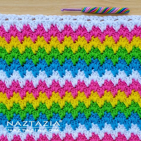 Crochet Mini Zigzag Stitch - Naztazia ® Angel Baby Crochet, Zigzag Crochet, Zig Zag Crochet, Slip Stitch Crochet, Ripple Stitch, Chevron Stitch, Zigzag Design, Easy Stitch, Stitch Crochet