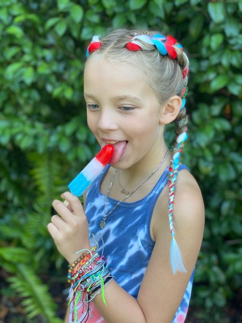 Fourth Of July Hairstyles For Kids, 4th Of July Hairstyles For Kids, Cute Fourth Of July Hairstyles, Cute 4th Of July Hairstyles, Boho Feed In Braids, Fourth Of July Hairstyles, Patriotic Hairstyles, Braids Ribbon, 4th Of July Hairstyles