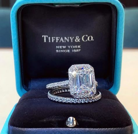 Tiffany Wedding Rings, خواتم خطوبة, Tiffany Engagement, Gold Diamond Wedding Band, Dream Engagement, Dream Engagement Rings, Tiffany And Co, Blue Box, Dream Ring