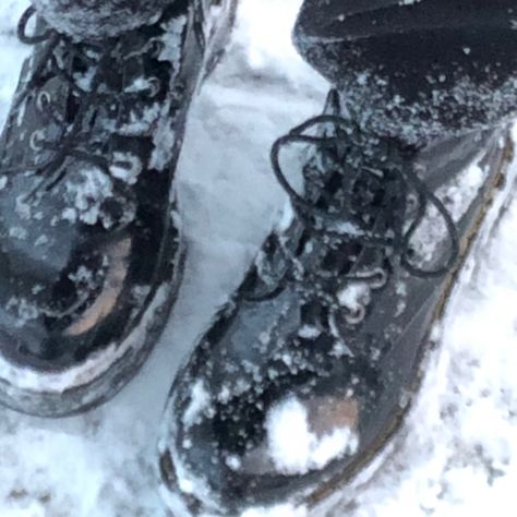 Snow Hunter Aesthetic, Grunge Snow Aesthetic, Snowy Grunge Aesthetic, Boots In Snow Aesthetic, Cornelius Snow Aesthetic, Coriolanus Aesthetic, Nuclear Winter Aesthetic, Grunge Christmas Aesthetic, Apocalypse Winter