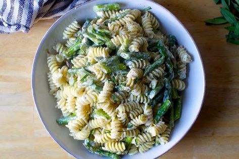 asparagus, goat cheese and lemon pasta – smitten kitchen Cheese Pasta Salad, Cold Italian Pasta Salad, Asparagus Goat Cheese, Smitten Kitchen Recipes, Chicken And Cheese Recipes, Longevity Recipes, Potato Salad Dill, Smart Eating, Goat Cheese Pasta