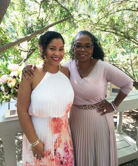 When you're having gospel brunch with Oprah, there's no time for imposter syndrome. Oprah Winfrey House, Oprah Winfrey Style, Super Soul Sunday, Oprah Winfrey Show, Imposter Syndrome, Oprah Winfrey, Michelle Obama, African Attire, Life Changing