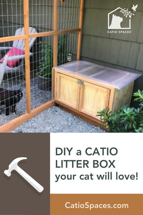 Diy Outdoor Litter Box Enclosure, Cat Litter Outdoor, Outside Litter Box Enclosure, Diy Outdoor Cat Litter Box Ideas, Outdoor Litter Box For Indoor Cats, Cool Litter Boxes, Litter Box Catio, Outside Litter Box Ideas, Outdoor Litter Box Enclosure