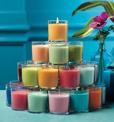 Partylite Candles Decor, Party Lite Candles, Candle Making Studio, Bulk Candles, Candle Making Business, Wholesale Candles, Creative Candles, Candle Store, Buy Candles