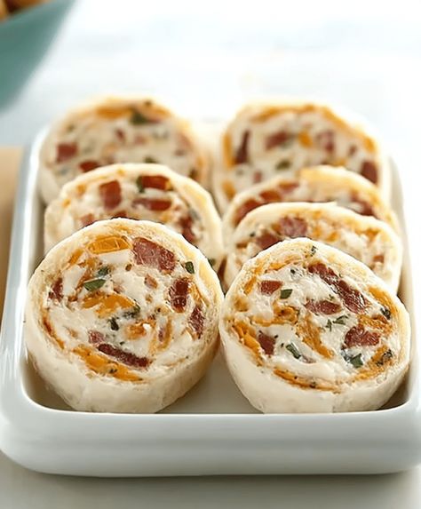 Bacon Cheddar Ranch Pinwheel Recipe Roll Ups Appetizers, Tortilla Roll Ups Appetizers, Bacon Cheddar Ranch Pinwheels, Tortilla Roll Up, Baileys Cookies, Tater Tot Appetizers, Ranch Pinwheels, Recipe Tortilla, Pinwheel Recipe