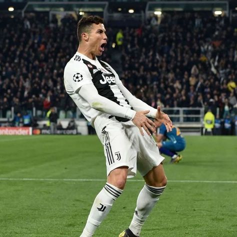 Ronaldo Vs Atletico Madrid, Ronaldo Celebration, Cr7 Juventus, Cristiano Ronaldo Young, It Photos, Cristiano Ronaldo Juventus, Ronaldo Pictures, Ronaldo Juventus, Ronaldo Cristiano