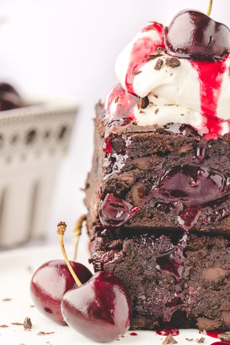 Black Forest Desserts, Cherry Brownies Recipe, Black Forest Recipe, Black Forest Brownies Recipes, Black Cherry Dessert Recipes, Fresh Cherry Desserts, Cherry Brownies From Box Recipes, Crazy Brownies, Black Forest Brownies Easy