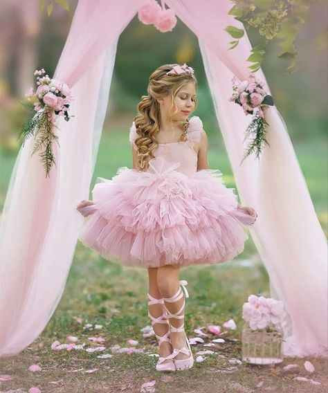 Kiddie Prom, Beaded Flower Girl Dress, Beads Ornaments, Kids Pageant Dresses, Flower Girls Dresses, Dresses Couture, Daughter Outfits, Tiered Tulle Skirt, Princess Photo